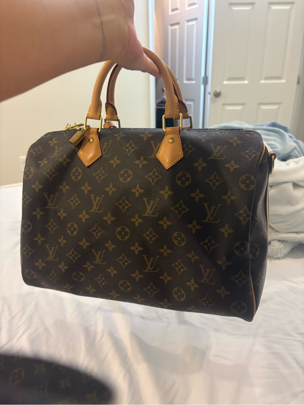 AUTHENTIC LOUIS VUITTON SPEEDY BANDOULIÈRE 35 MONOGRAM